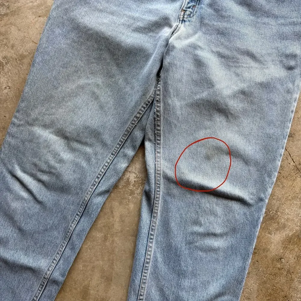 Vtg 1990s Levis 550 Lightwash Blue Jeans Size 32x32
